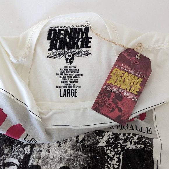 NWT Denim Junkie White Red Graphic Print Cotton T-Shirt - Picture 6 of 6